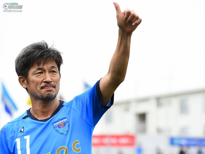 Kazuyoshi Miura,Cầu thủ lớn tuổi nhất thế giới chơi cho CLB Yokohama FC